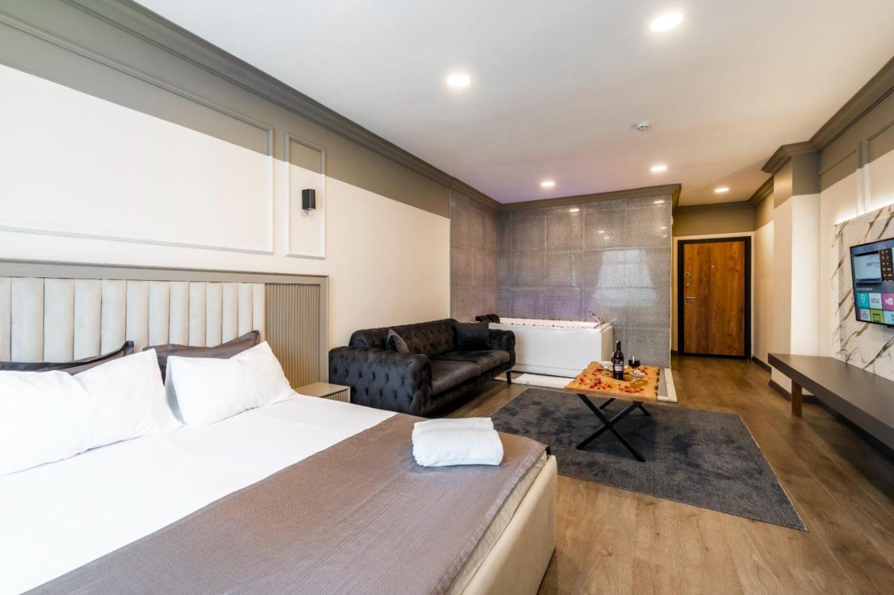 Arena Luxury Suites Hotel — Photos 1